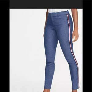 Old navy pixie ankle pants side strip size 2